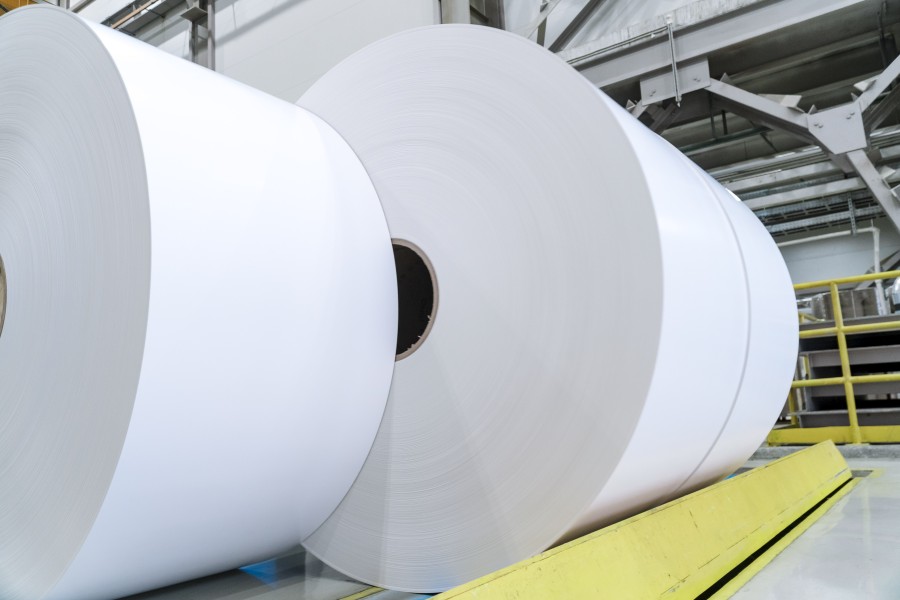 «КАМА» нарастила поставки картона для канцелярской отрасли