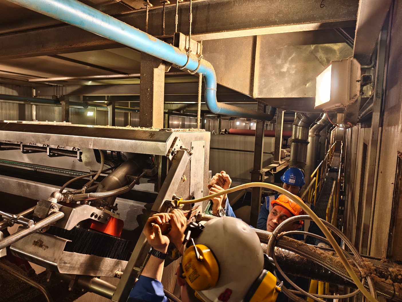 На Пермском ЦБК продолжают модернизацию картоноделательной машины