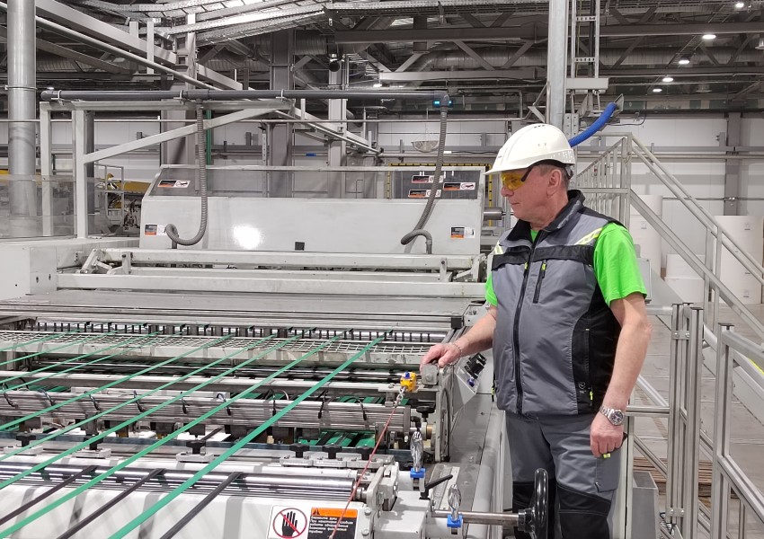 «КАМА» расширяет программу техподдержки для типографий, работающих с картоном