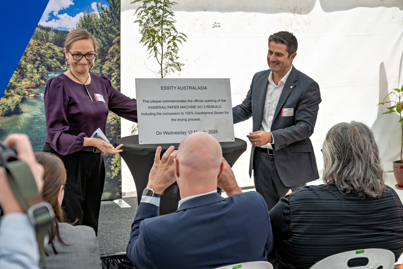 Essity представила первую в мире бумагоделательную машину, работающую на геотермальном паре