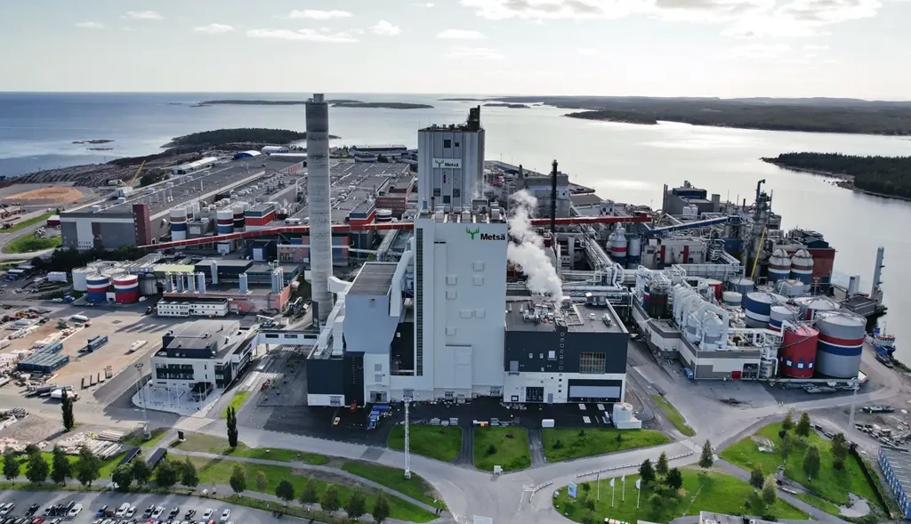 Совет директоров Metsä приостановил переоборудование производства в Хусуме на фоне неопределенных рыночных перспектив
