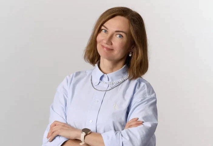Елена.png Елена.png